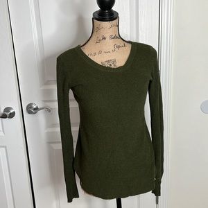 American eagle Green sweater